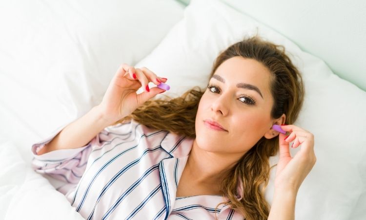 cách ngủ ngon là tránh tiếng ồn