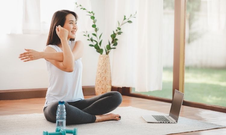 khó ngủ làm cách nào để dễ ngủ tập thể dục