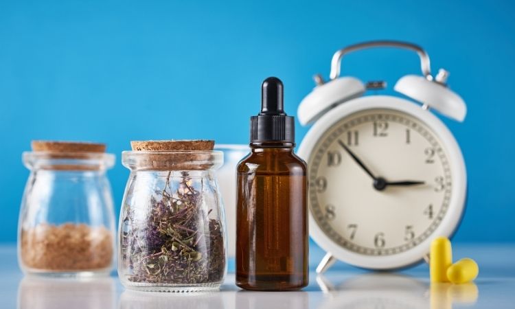 lưu ý khi sử dụng các loại thảo dược trị mất ngủ